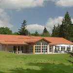 Und Berggasthof Tanzbuche 2*