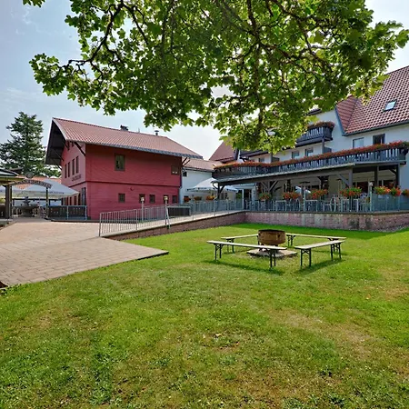 Ξενοδοχείο Und Berggasthof Tanzbuche Friedrichroda