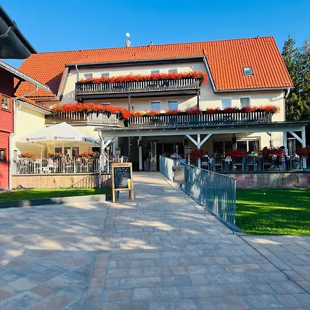 Und Berggasthof Tanzbuche Отель Фридрихрода