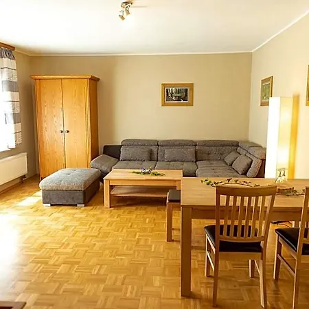 Und Berggasthof Tanzbuche Hotel 2*