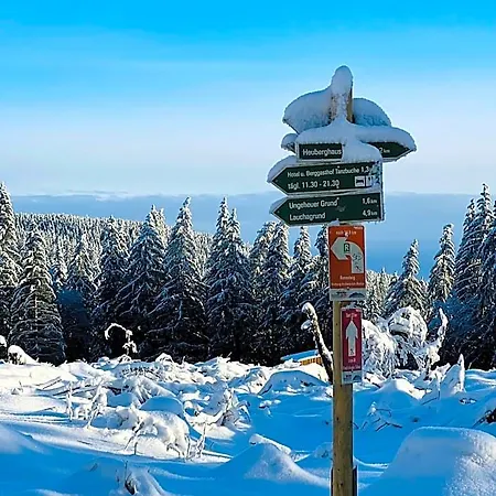 Und Berggasthof Tanzbuche