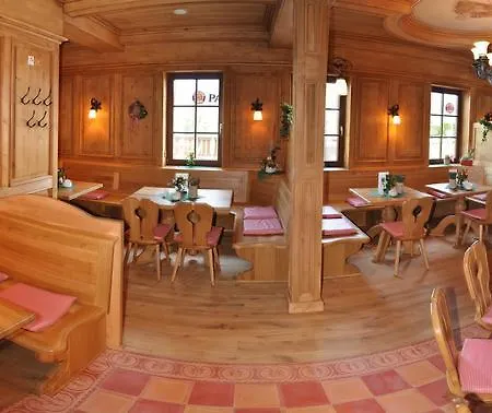 Und Berggasthof Tanzbuche Отель Фридрихрода