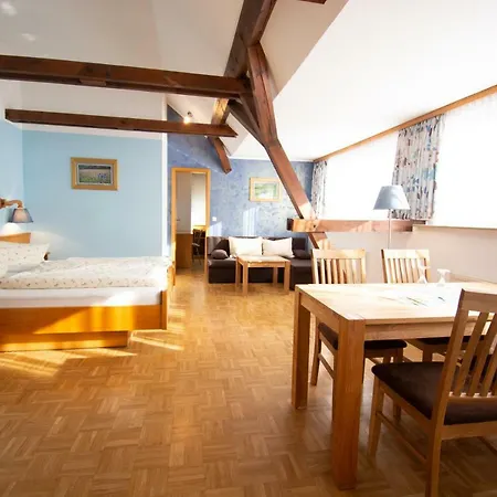 Und Berggasthof Tanzbuche 2* Фридрихрода