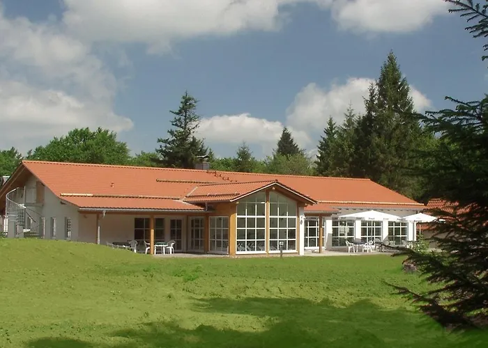 Und Berggasthof Tanzbuche 2*